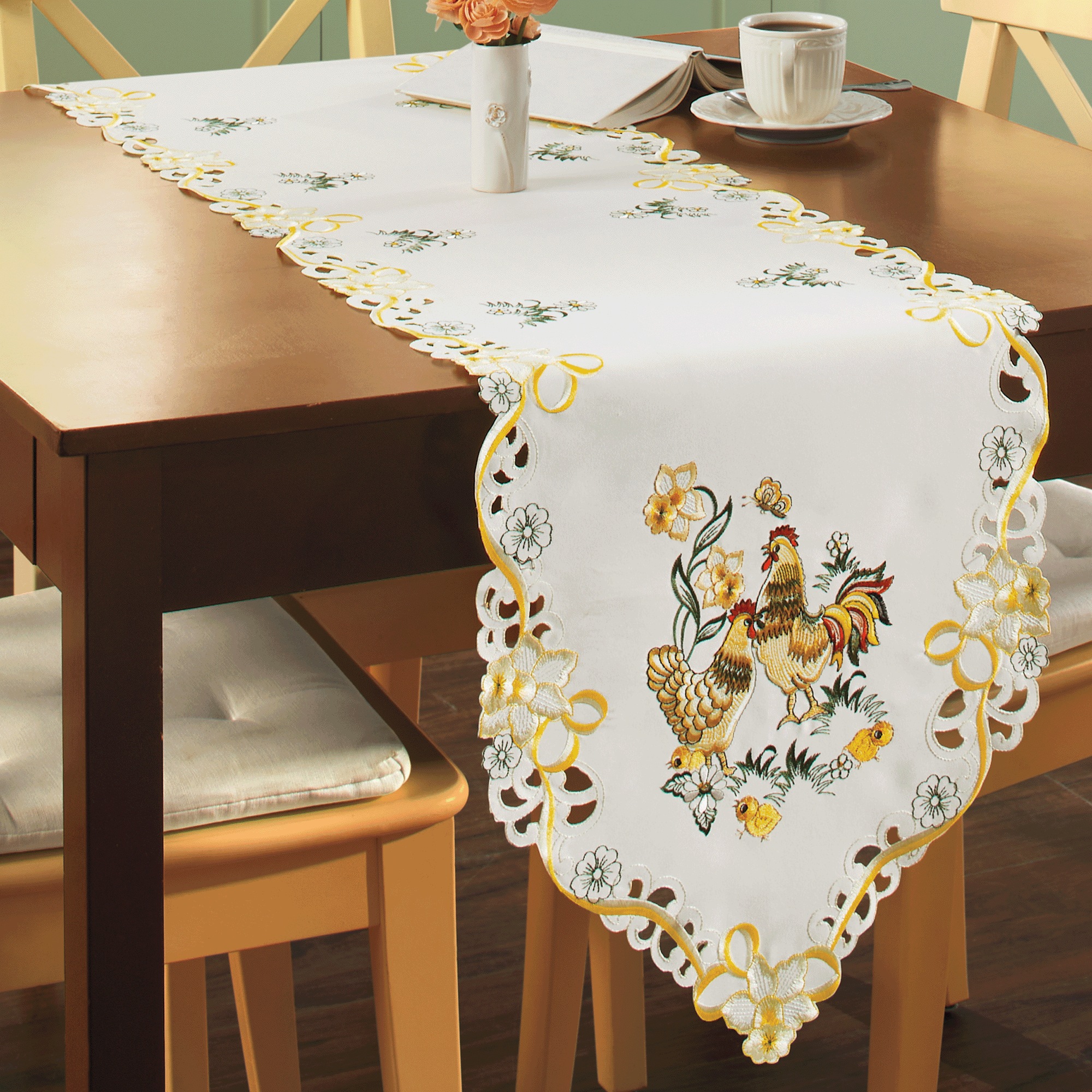 Rooster Table Linens
