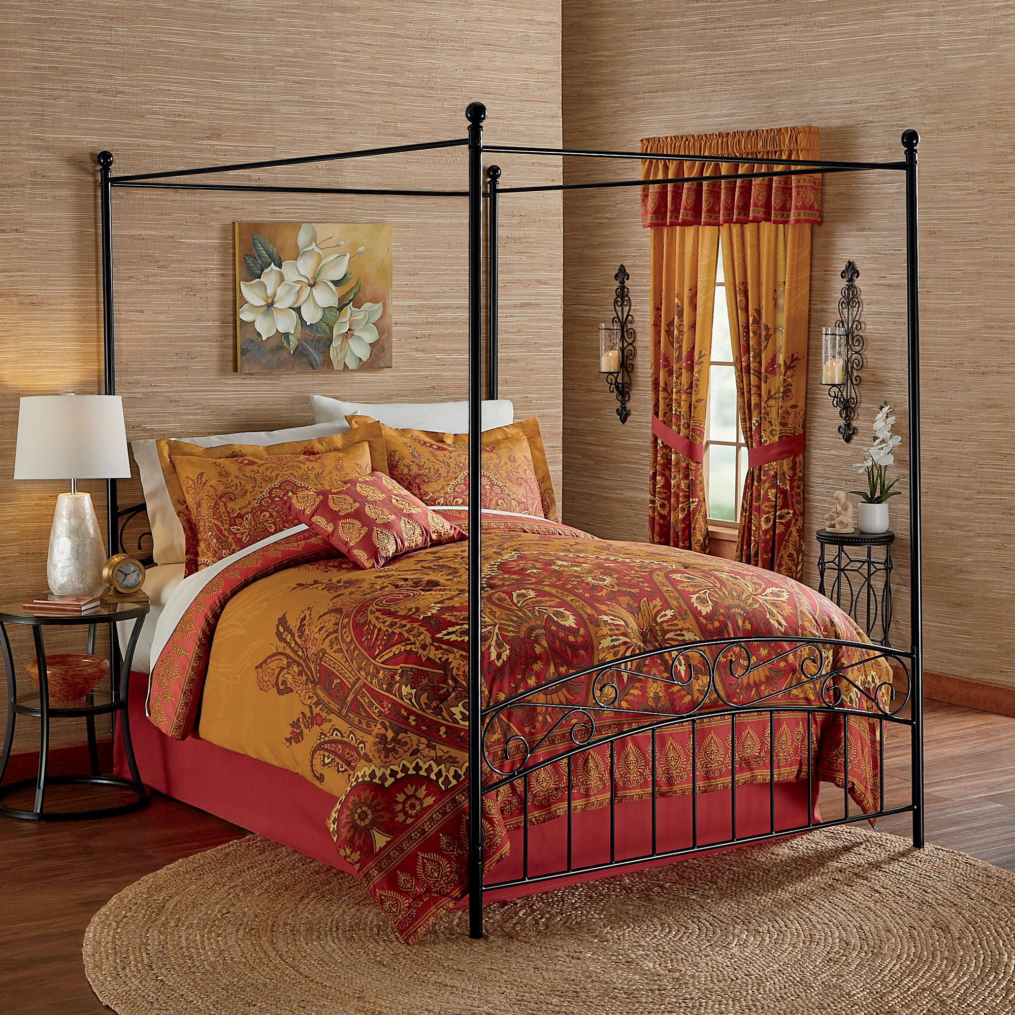 Leanne Canopy Bed