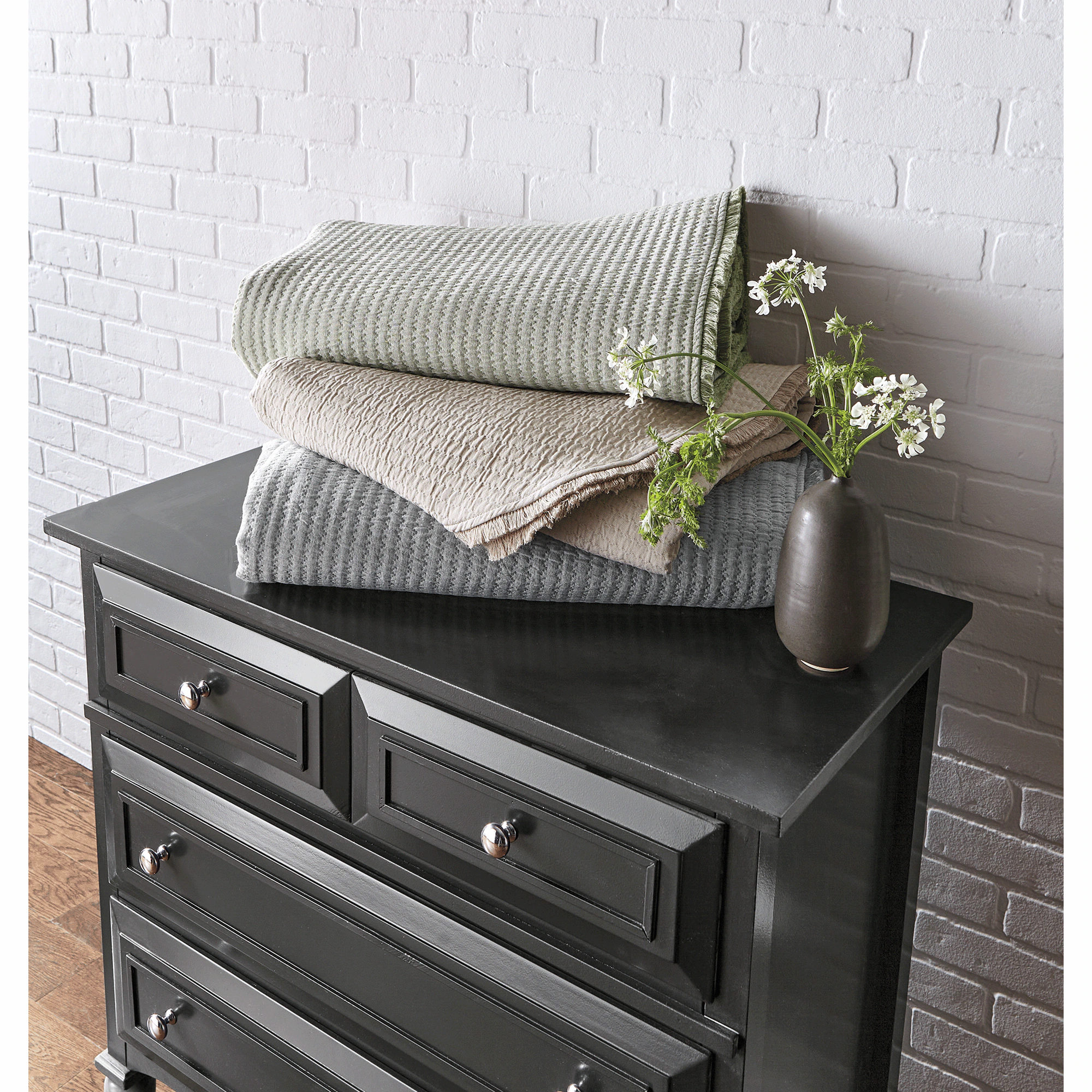 Atwood Oversized Matelassé Quilt