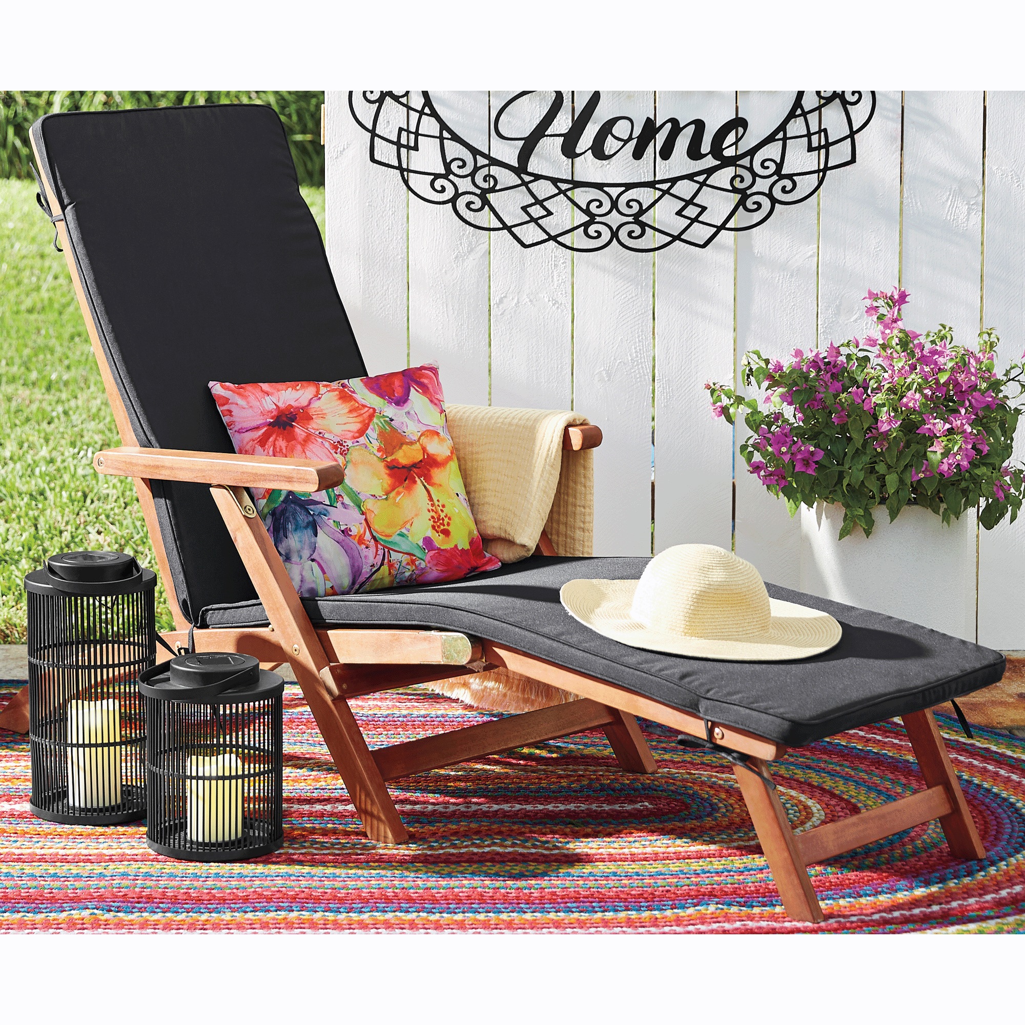 Acacia Lounge Chair