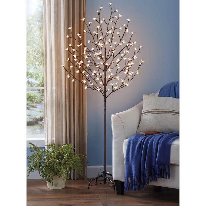 Dogwood Lit Tree