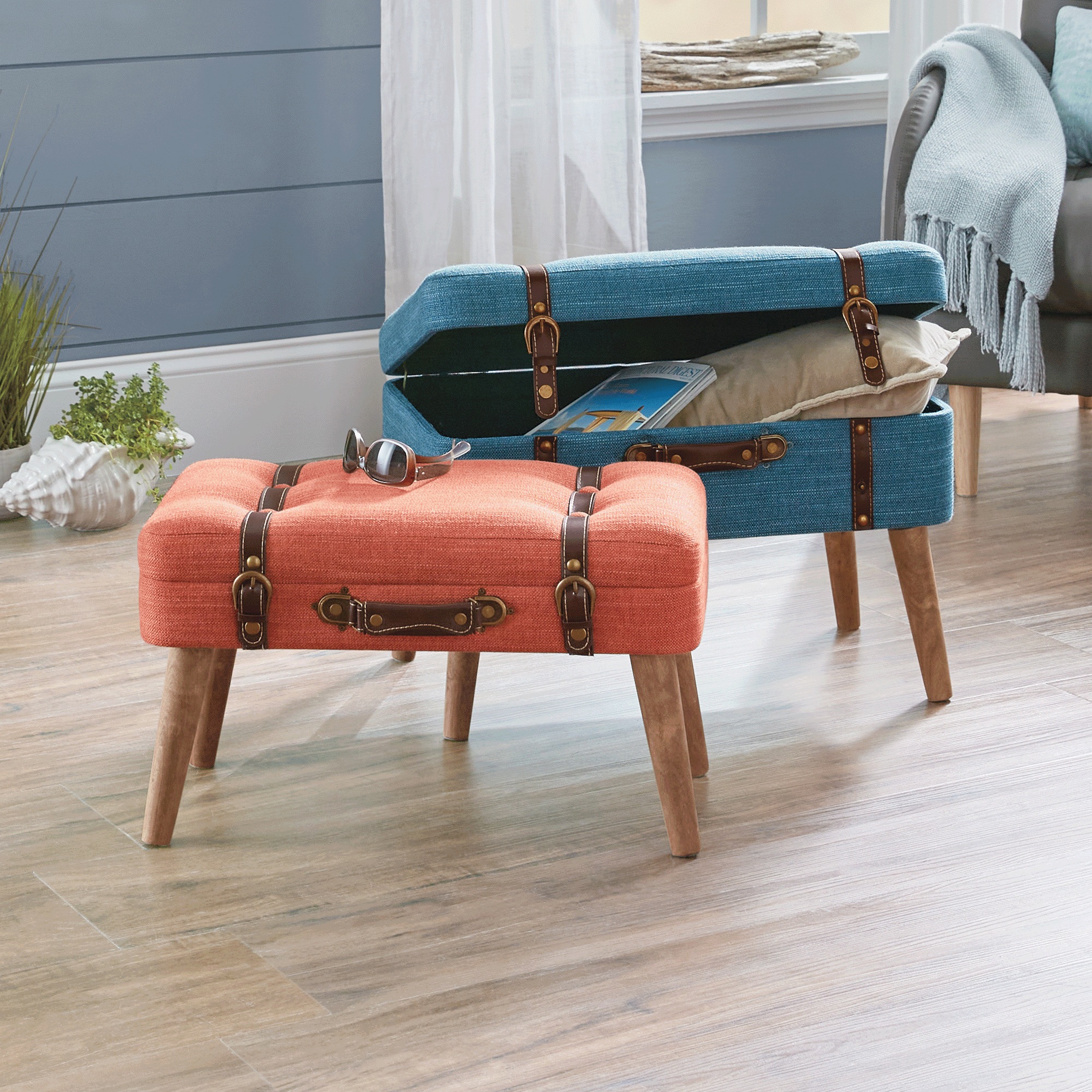 Set of 2 Suitcase Ottomans 1 Set of 2 Suitcase Ottomans